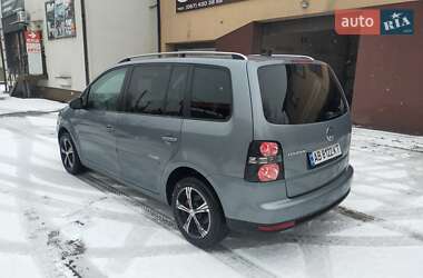 Мінівен Volkswagen Touran 2009 в Вінниці