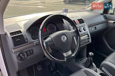 Мінівен Volkswagen Touran 2009 в Вінниці