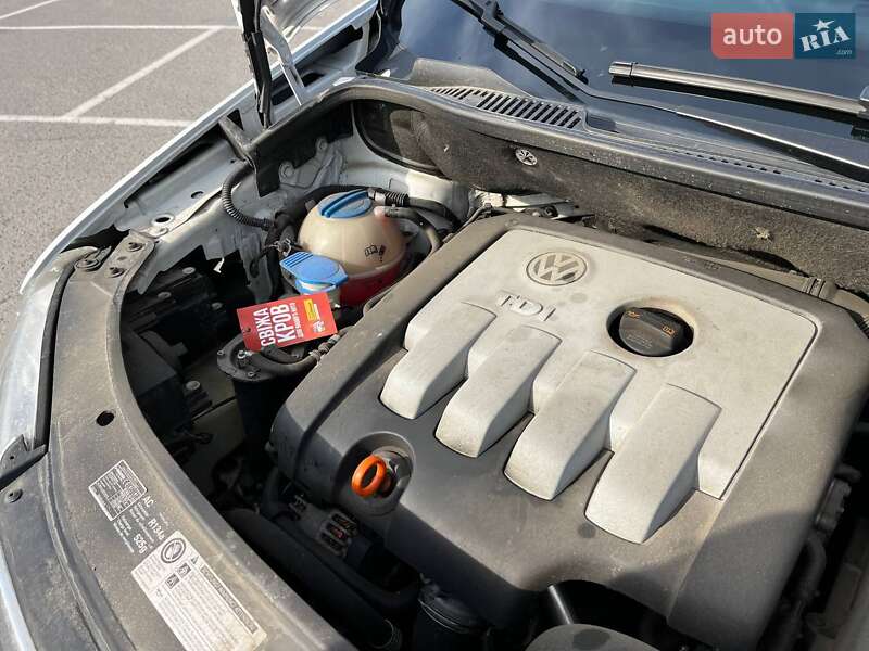 Мінівен Volkswagen Touran 2009 в Вінниці