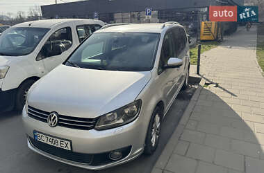 Минивэн Volkswagen Touran 2013 в 