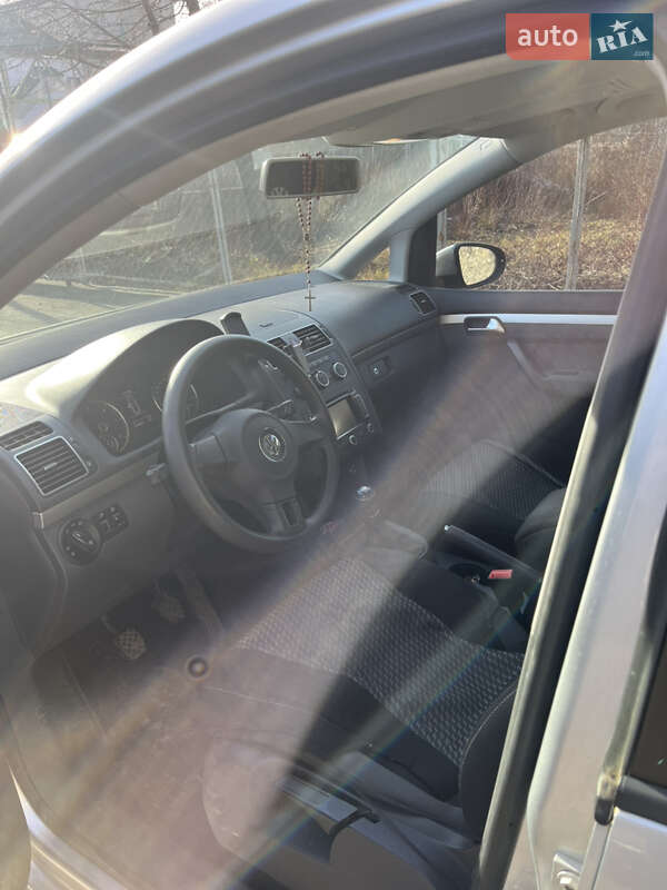 Минивэн Volkswagen Touran 2014 в Тернополе