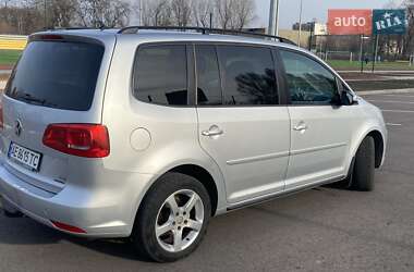 Минивэн Volkswagen Touran 2013 в Каменском