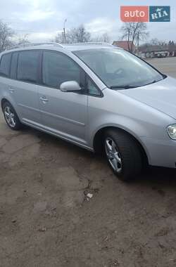 Мінівен Volkswagen Touran 2006 в Христинівці