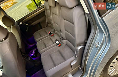 Мінівен Volkswagen Touran 2008 в 
