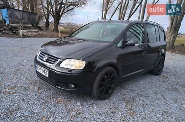 Минивэн Volkswagen Touran 2006 в 