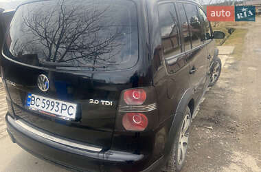 Минивэн Volkswagen Touran 2008 в 