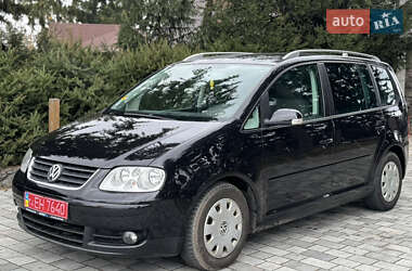 Минивэн Volkswagen Touran 2006 в Вознесенске