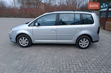 Минивэн Volkswagen Touran 2008 в 