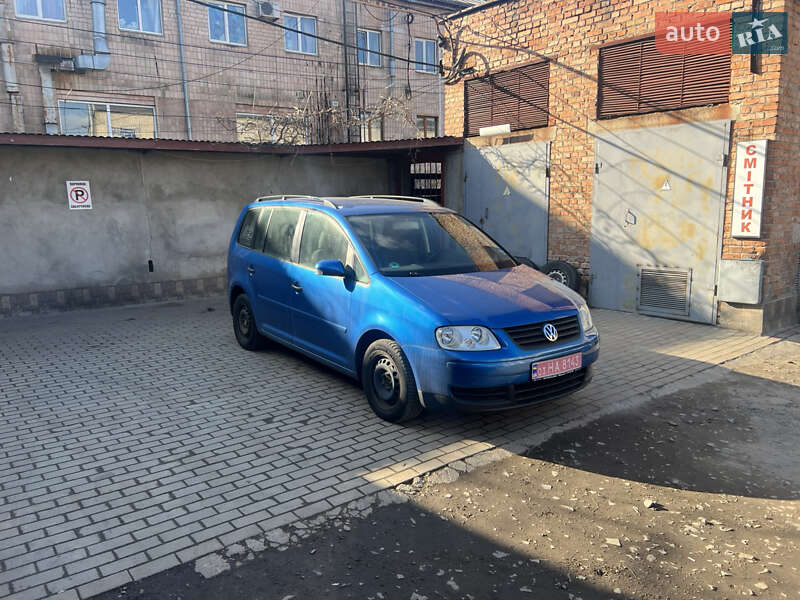 Минивэн Volkswagen Touran 2005 в Луцке