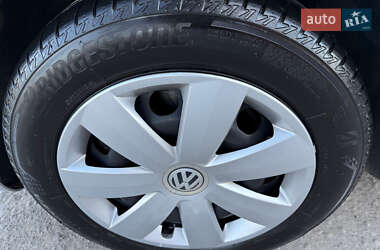 Минивэн Volkswagen Touran 2014 в 
