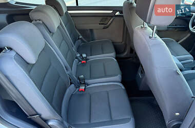 Минивэн Volkswagen Touran 2014 в 