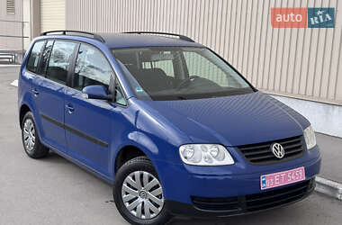 Минивэн Volkswagen Touran 2003 в 