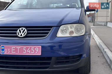 Минивэн Volkswagen Touran 2003 в 