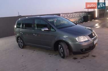 Мінівен Volkswagen Touran 2005 в 