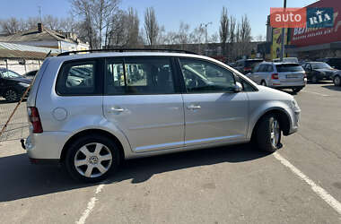 Мінівен Volkswagen Touran 2008 в 