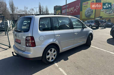 Мінівен Volkswagen Touran 2008 в 