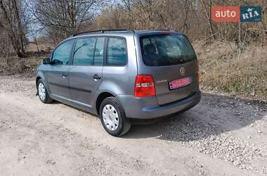 Минивэн Volkswagen Touran 2005 в 
