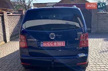 Мінівен Volkswagen Touran 2008 в 