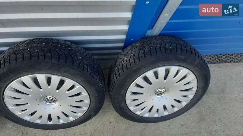 Мінівен Volkswagen Touran 2011 в Бориславі