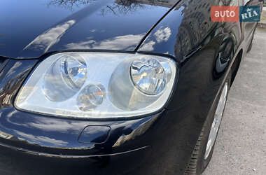 Минивэн Volkswagen Touran 2005 в 
