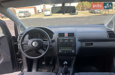 Минивэн Volkswagen Touran 2005 в 