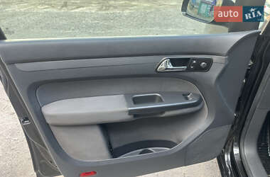 Минивэн Volkswagen Touran 2005 в 