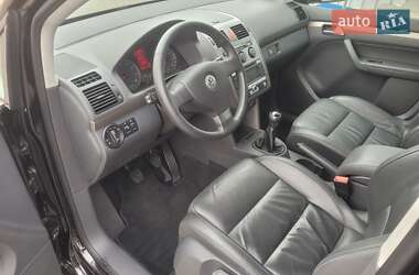 Минивэн Volkswagen Touran 2009 в 