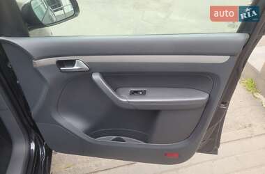 Минивэн Volkswagen Touran 2009 в 