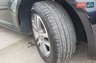 Минивэн Volkswagen Touran 2009 в 