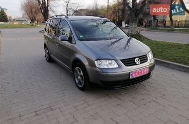 Минивэн Volkswagen Touran 2004 в 