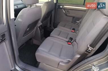 Минивэн Volkswagen Touran 2004 в 