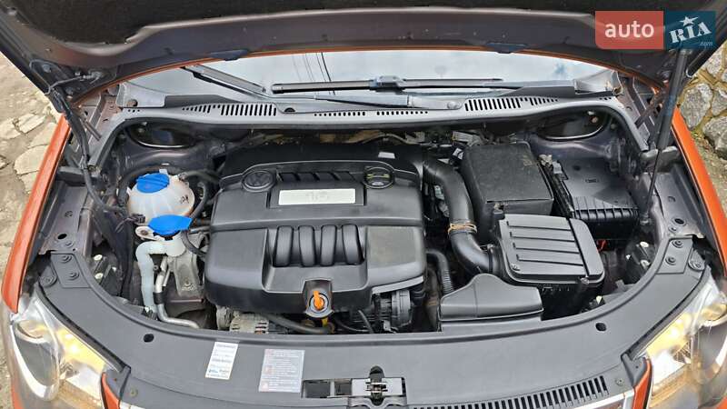 Мінівен Volkswagen Touran 2008 в Полтаві