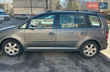 Минивэн Volkswagen Touran 2007 в 