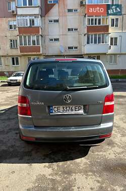 Минивэн Volkswagen Touran 2007 в 