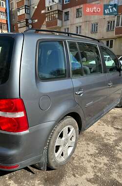 Минивэн Volkswagen Touran 2007 в 