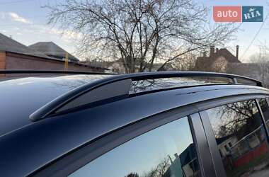Минивэн Volkswagen Touran 2011 в 