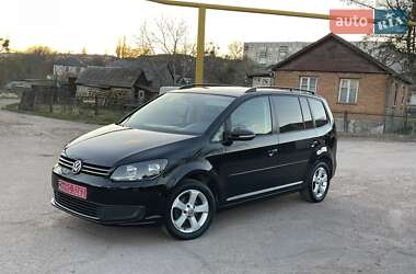 Минивэн Volkswagen Touran 2011 в 