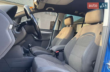 Мінівен Volkswagen Touran 2005 в 