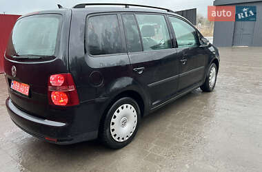 Минивэн Volkswagen Touran 2007 в 