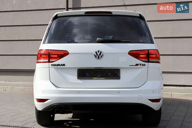 Микровэн Volkswagen Touran 2017 в Дрогобыче