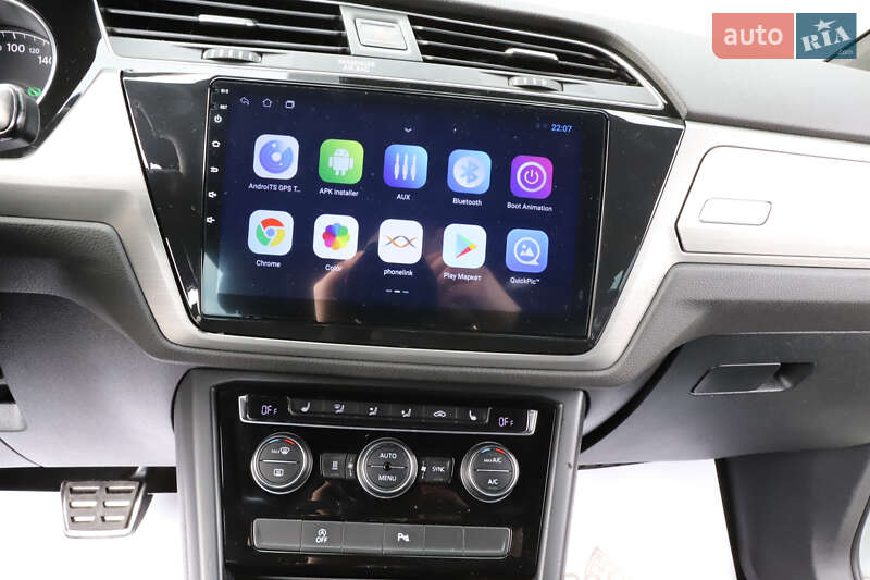 Микровэн Volkswagen Touran 2017 в Дрогобыче