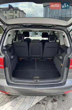 Минивэн Volkswagen Touran 2015 в 