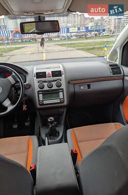 Мінівен Volkswagen Touran 2008 в 