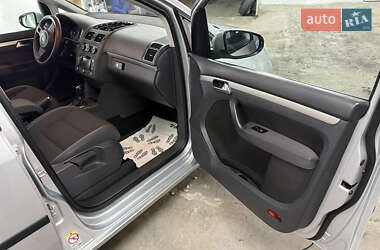 Минивэн Volkswagen Touran 2014 в 