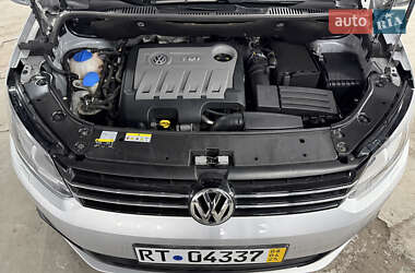 Минивэн Volkswagen Touran 2014 в 