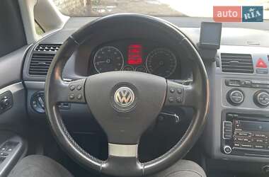 Мінівен Volkswagen Touran 2009 в 