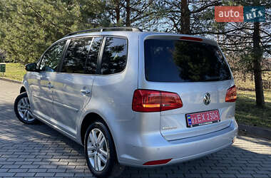 Минивэн Volkswagen Touran 2010 в 