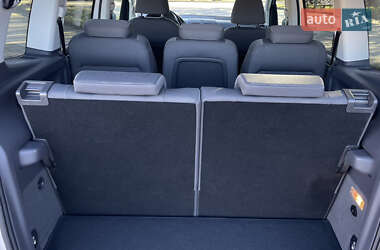 Минивэн Volkswagen Touran 2010 в 
