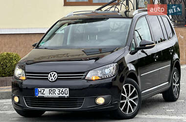 Минивэн Volkswagen Touran 2011 в 