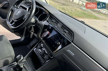 Микровэн Volkswagen Touran 2020 в 